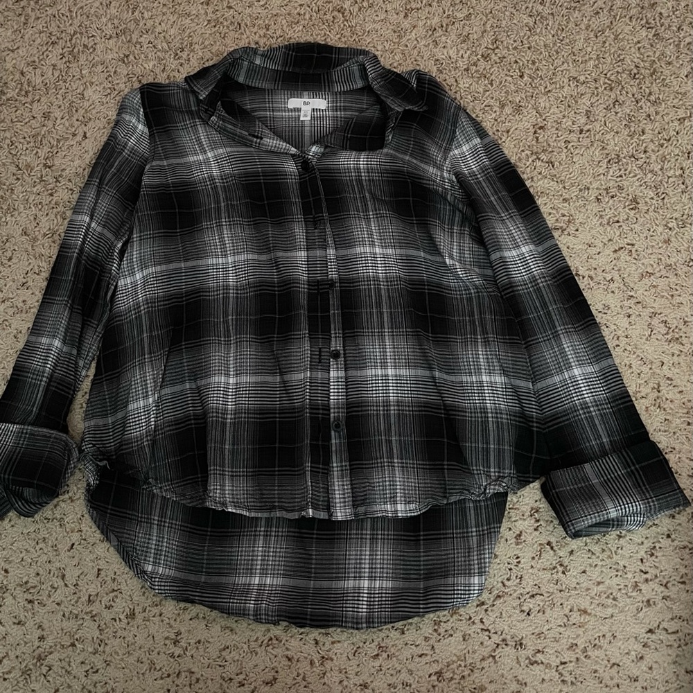 Black and Gray Light Weight Flannel